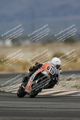 media/Nov-15-2025-Race Pace (Sat) [[8de605a2d8]]/Non Verified Riders (1st 20 Minutes)/Turn 4 (1010am)/